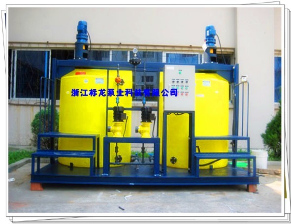 調節(jiē)PH值，加酸(suān)（加堿）裝(zhuang)置